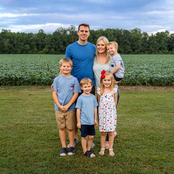 Meet your Posher, Amber - Picture 1 of 1